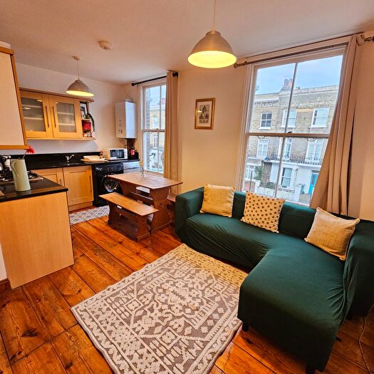 1 Bedroom Flat To Rent In Davenant Road, London, N19