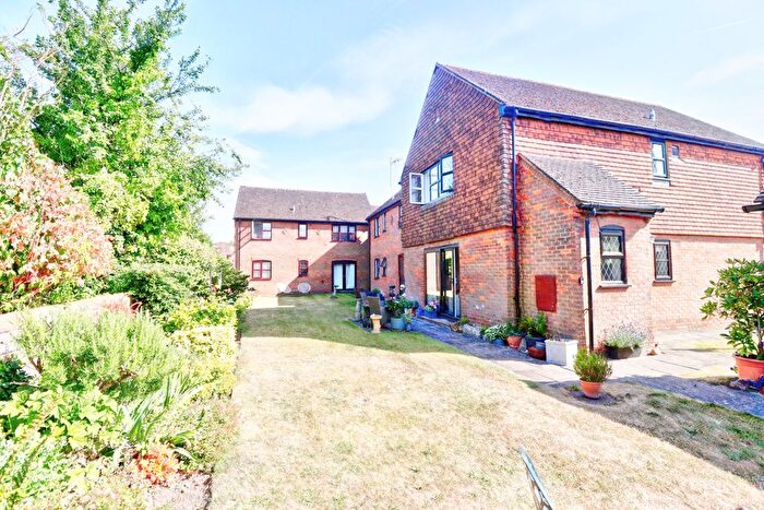 2 Bedroom Flat To Rent In Ivy Hill Court, New Road, Princes Risborough, Buckinghamshire, HP27