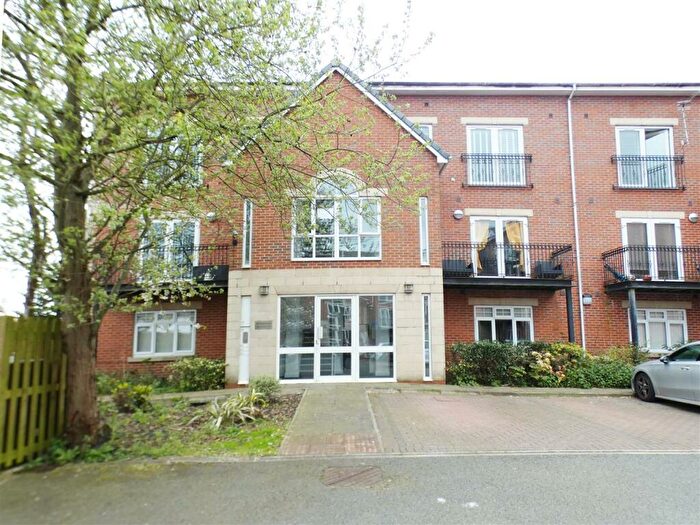 2 Bedroom Flat For Sale In Birkdale Court, Huyton, Liverpool, L36