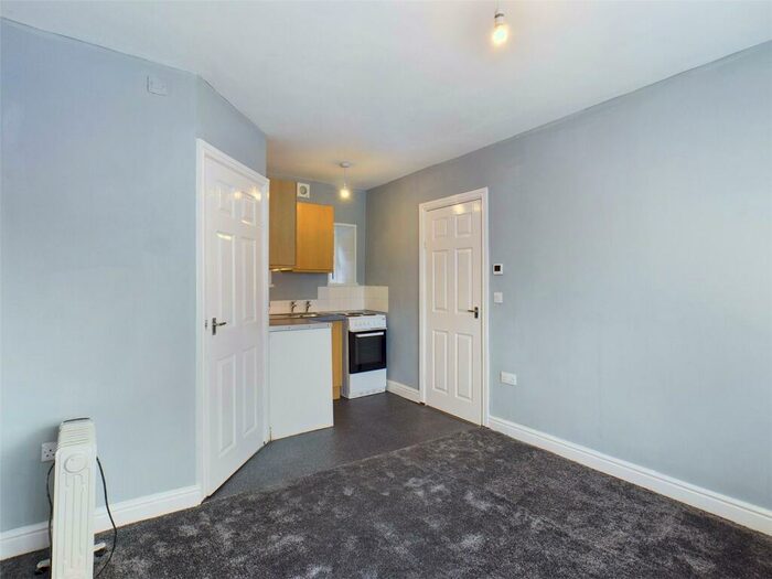 1 Bedroom Flat To Rent In Lower Hill Street, Blaenavon, Pontypool, NP4