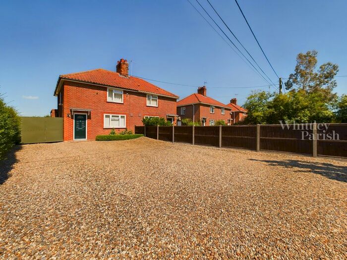 3 Bedroom Semi-Detached House For Sale In Common Road, Bressingham, Diss, IP22