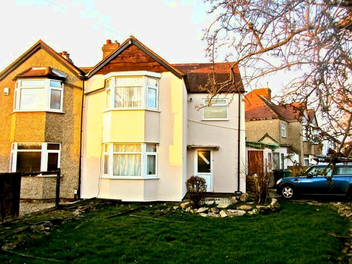 4 Bedroom Detached House To Rent In Hollow Way, Oxford, OX3