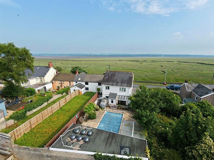 3 Bedroom Detached House For Sale In Beach Road, Penclawdd, Swansea, SA4