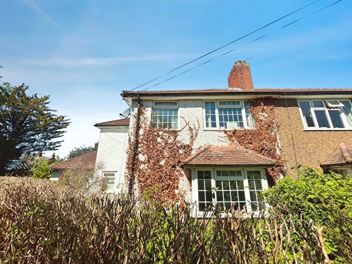 Studio To Rent In The Parade, KT18