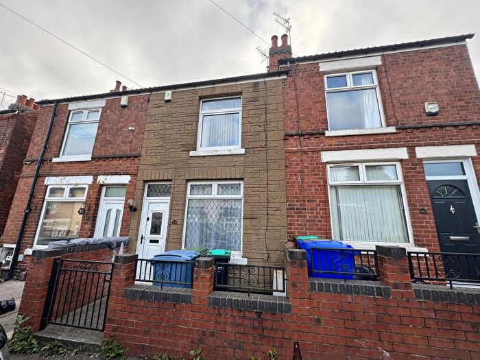 2 Bedroom House To Rent In Bentinck Street, NG18