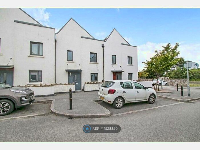 3 Bedroom Terraced House To Rent In Brunton Road, Pool, Redruth, TR15