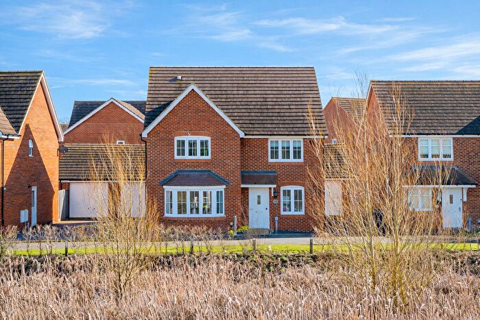 5 Bedroom Detached House For Sale In Caves Gardens, Marston Moretaine, Bedford, MK43