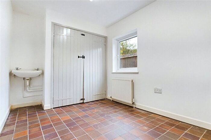 4 Bedroom Detached House For Sale In Mill Lane, Padworth, Reading, Berkshire, RG7