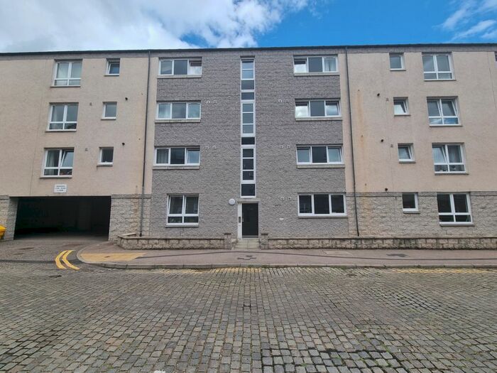 2 Bedroom Flat To Rent In Fraser Road, The City Centre, Aberdeen, AB25