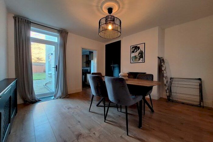 3 Bedroom Property To Rent In St. Albans Road, Dartford, DA1