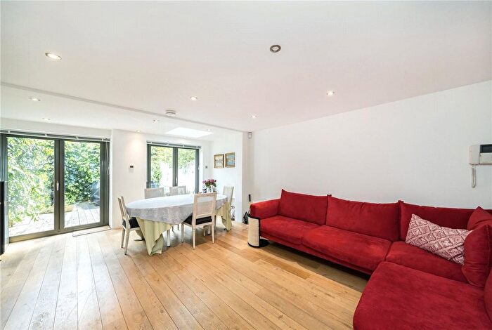 4 Bedroom Detached House To Rent In Billing Place, London, SW10