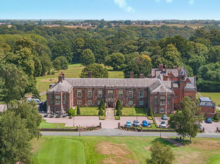 3 Bedroom Apartment For Sale In Vale Royal Drive, Whitegate, CW8