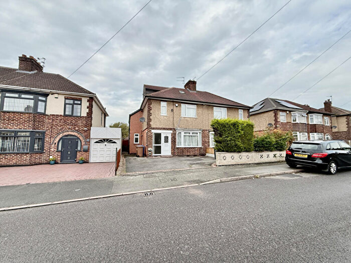 5 Bedroom Semi-Detached House To Rent In Repton Avenue, Derby, Derbyshire, DE23