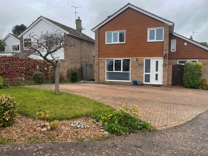 3 Bedroom Detached House To Rent In The Leys, Denton, Northampton, NN7