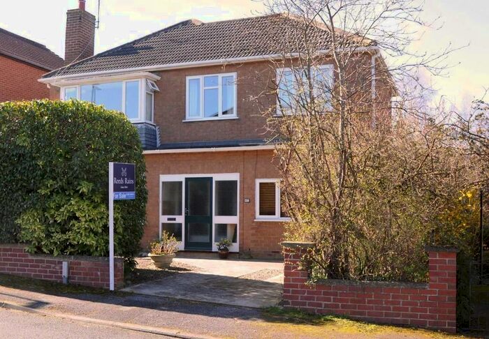 4 Bedroom Detached House For Sale In Severn Drive, Guisborough, Cleveland, TS14