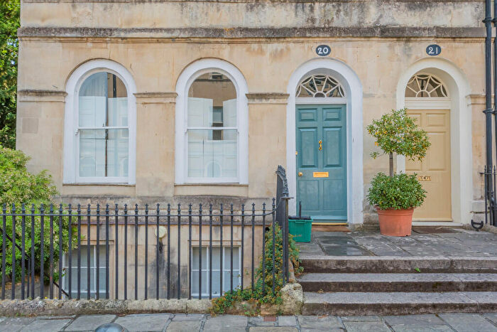 1 Bedroom Apartment To Rent In Henrietta Street, Bath, BA2