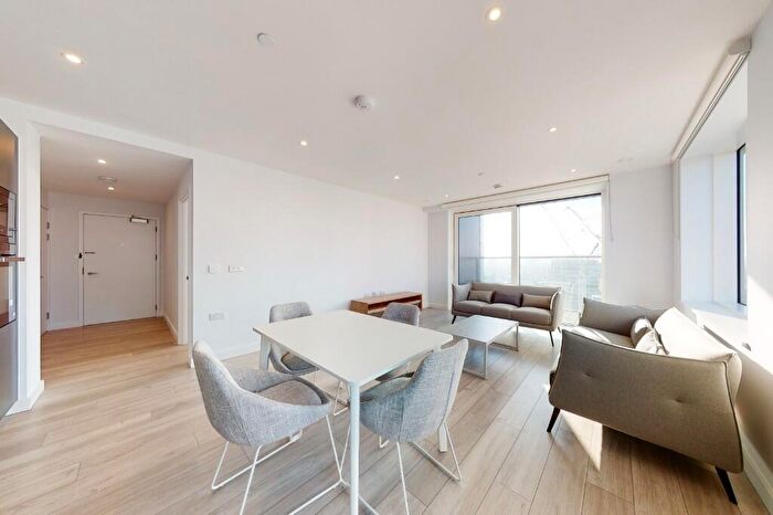2 Bedroom Apartment To Rent In Park Central East, SE17