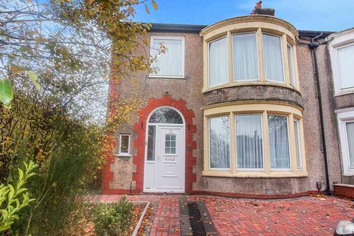 3 Bedroom Semi-Detached House To Rent In Pleckgate Road, Blackburn, BB1