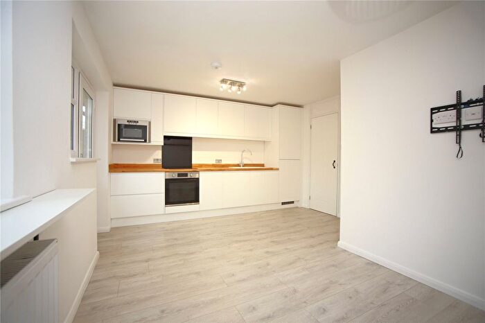 3 Bedroom Bungalow To Rent In Grasmere Road, Cheltenham, Gloucestershire, GL51