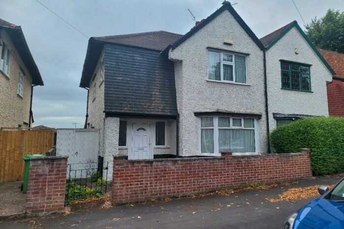 3 Bedroom Semi-Detached House To Rent In Rolleston Drive, Nottingham, NG7