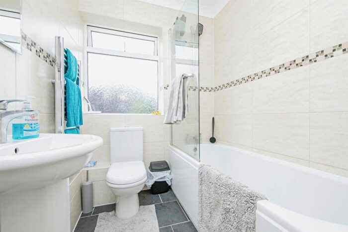 2 Bedroom Semi-Detached House For Sale In Grafton Road, Harwich, CO12