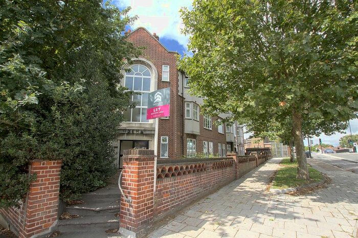 1 Bedroom Flat To Rent In Bridge House, Boston Manor Road, Brentford, TW8