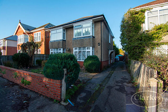 2 Bedroom Duplex For Sale In First Floor Flat The Avenue, Moordown, Bournemouth, BH9