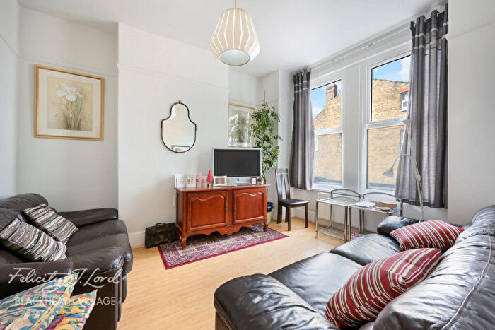 4 Bedroom Terraced House For Sale In Sandrock Road, London, SE13