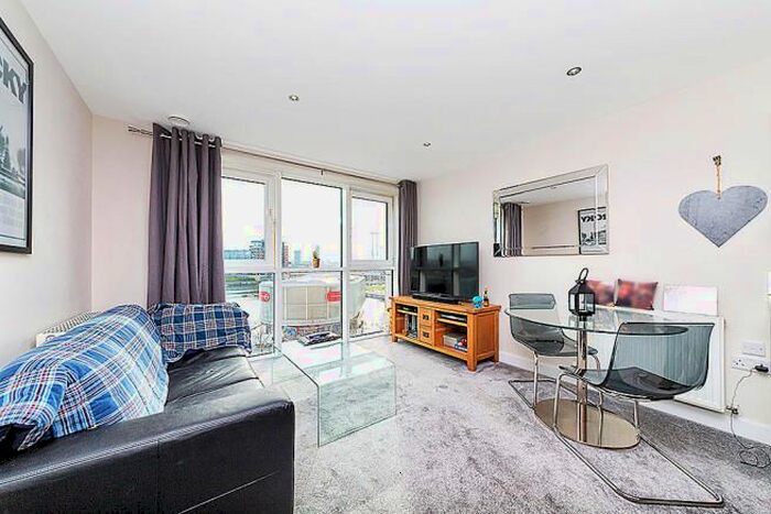 1 Bedroom Flat To Rent In Adriatic Apartment, Western Gateway, Royal Victoria, E16
