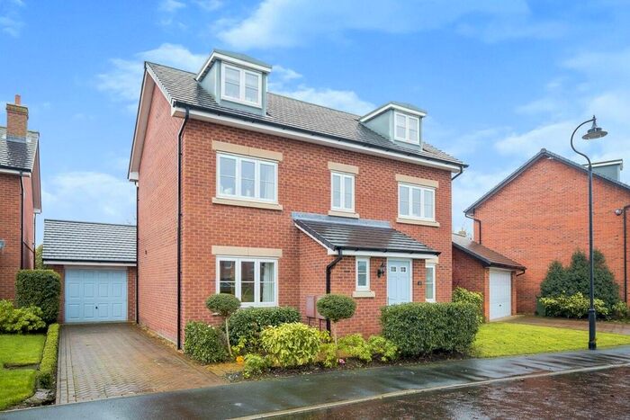 5 Bedroom Detached House For Sale In Bronte Walk, Backford, Chester, CH1