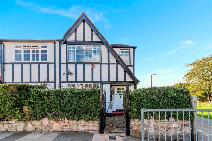 4 Bedroom Terraced House To Rent In Chase Side Avenue, London, SW20