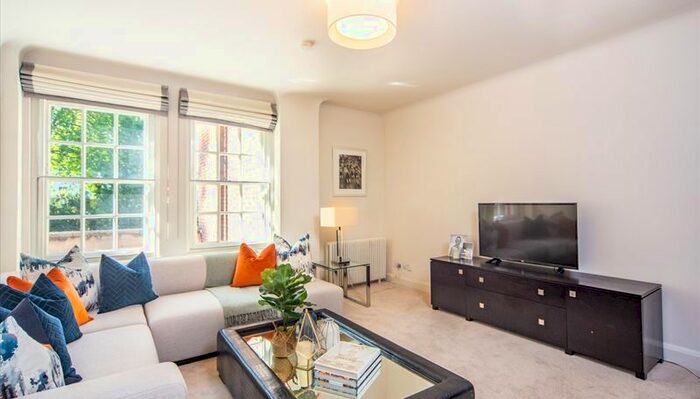2 Bedroom Flat To Rent In Fulham Road, Chelsea, London, SW3