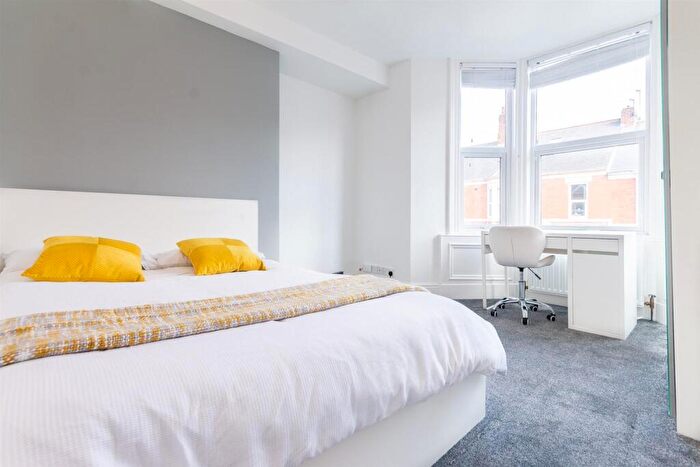 7 Bedroom House To Rent In North Terrace, Newcastle Upon Tyne, NE2