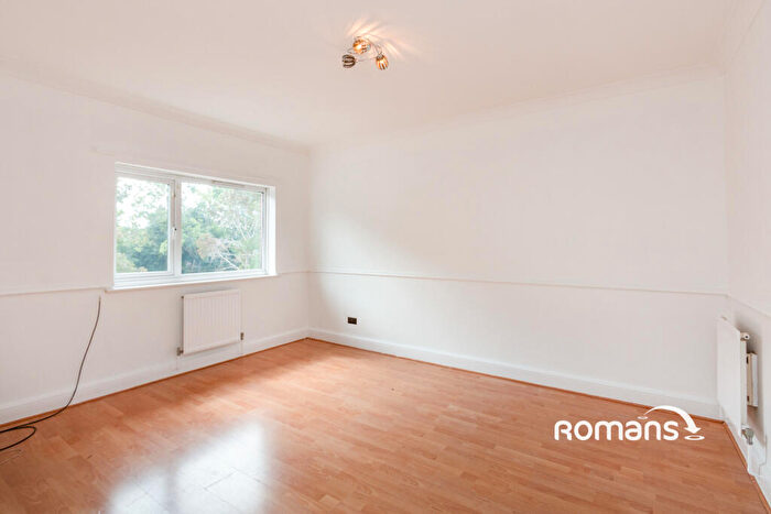 2 Bedroom Flat To Rent In Falkners Close, Fleet, Hampshire, GU51