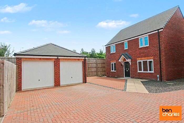 4 Bedroom Detached House For Sale In Leamside Way, Bowburn, Durham, DH6