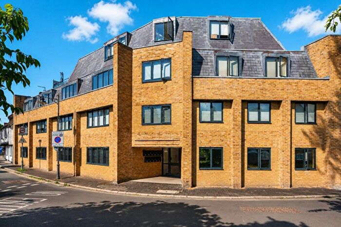 2 Bedroom Apartment For Sale In Church Street, Ware, SG12