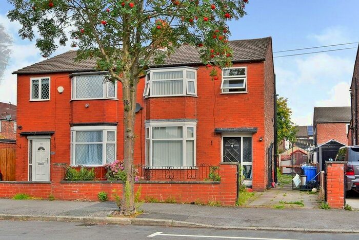 3 Bedroom Semi-Detached House To Rent In Gorse Avenue, Stretford, Manchester, Greater Manchester, M32