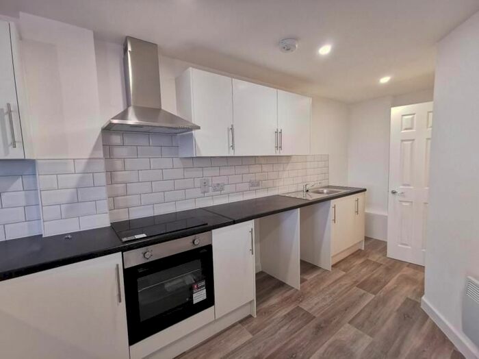 1 Bedroom Flat To Rent In High Street, Normanton WF6