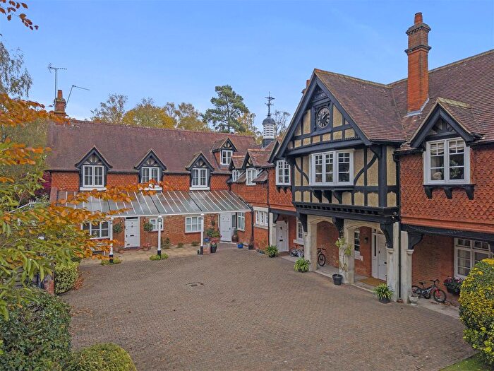 3 Bedroom Flat For Sale In Prince Albert Drive, Ascot, SL5