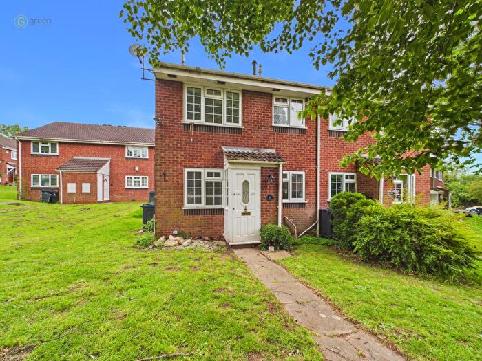 1 Bedroom Town House For Sale In Newhall Farm Close, Walmley, Sutton Coldfield, B76