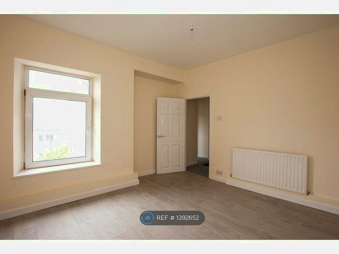 1 Bedroom Flat To Rent In Brynmair Rd, Wales, CF44