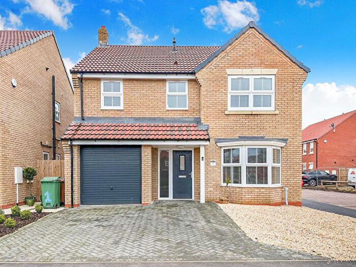 4 Bedroom Detached House For Sale In Cobblers Nook, Leven, HU17
