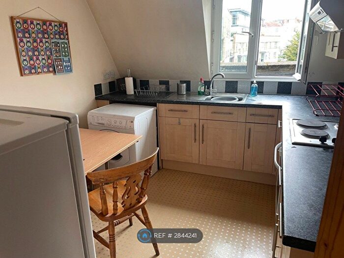 2 Bedroom Flat To Rent In Clifton Bristol, Clifton Bristol, BS8