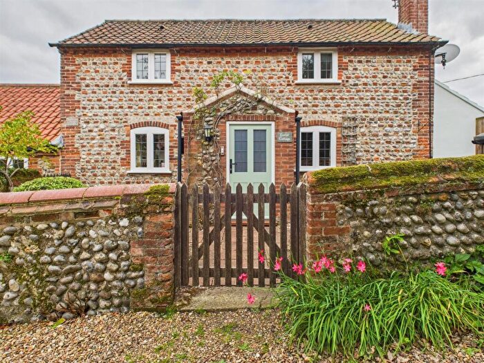 3 Bedroom Detached House For Sale In East Beckham, Norwich, NR11