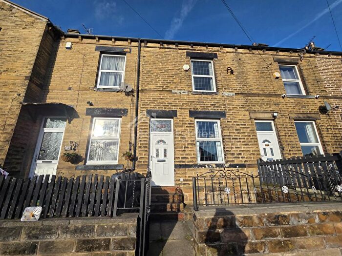 2 Bedroom Terraced House To Rent In Healey Lane, Batley, WF17