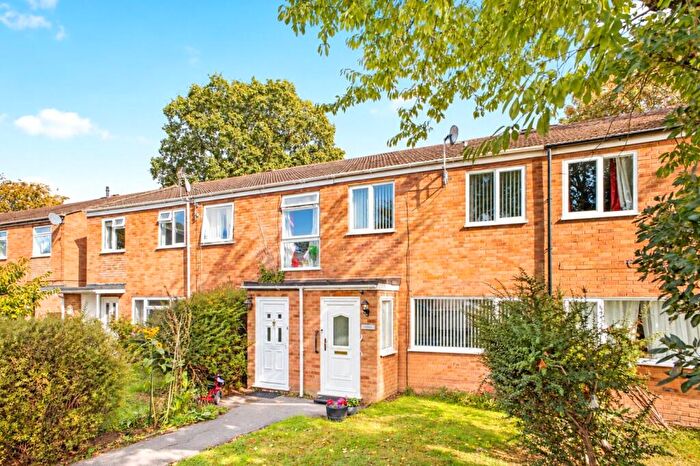 3 Bedroom Terraced House For Sale In Farthings, Knaphill, Woking, Surrey, GU21
