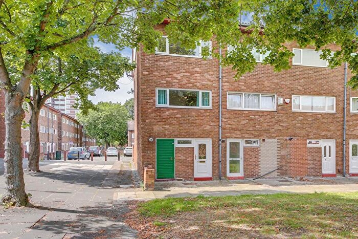 3 Bedroom Terraced House To Rent In Langhorn Close, Newcastle Upon Tyne, NE6