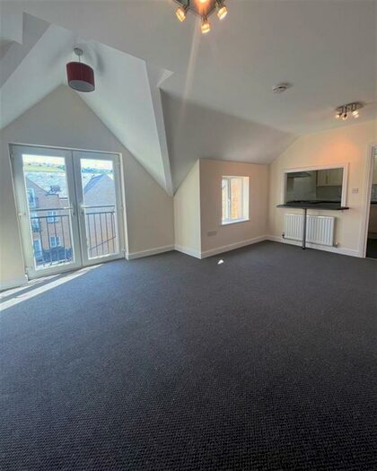 2 Bedroom Apartment To Rent In Winchester Court, Boothtown, Halifax, HX3