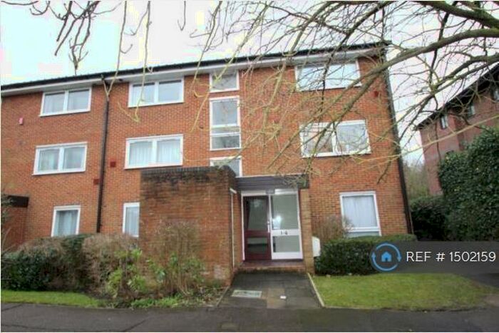 1 Bedroom Flat To Rent In Croydon, Croydon, CR0