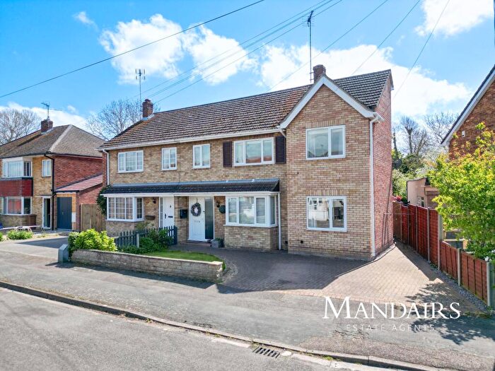 5 Bedroom Semi-Detached House For Sale In Edinburgh Avenue, Werrington, Peterborough, PE4